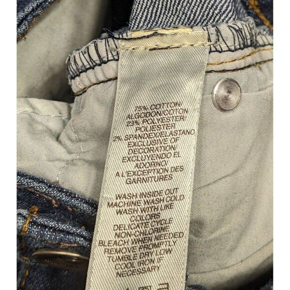 DKNY Womens Size 4 Short Pockets SOHO Bootcut Whiskered Denim Blue Jeans - Picture 6 of 11